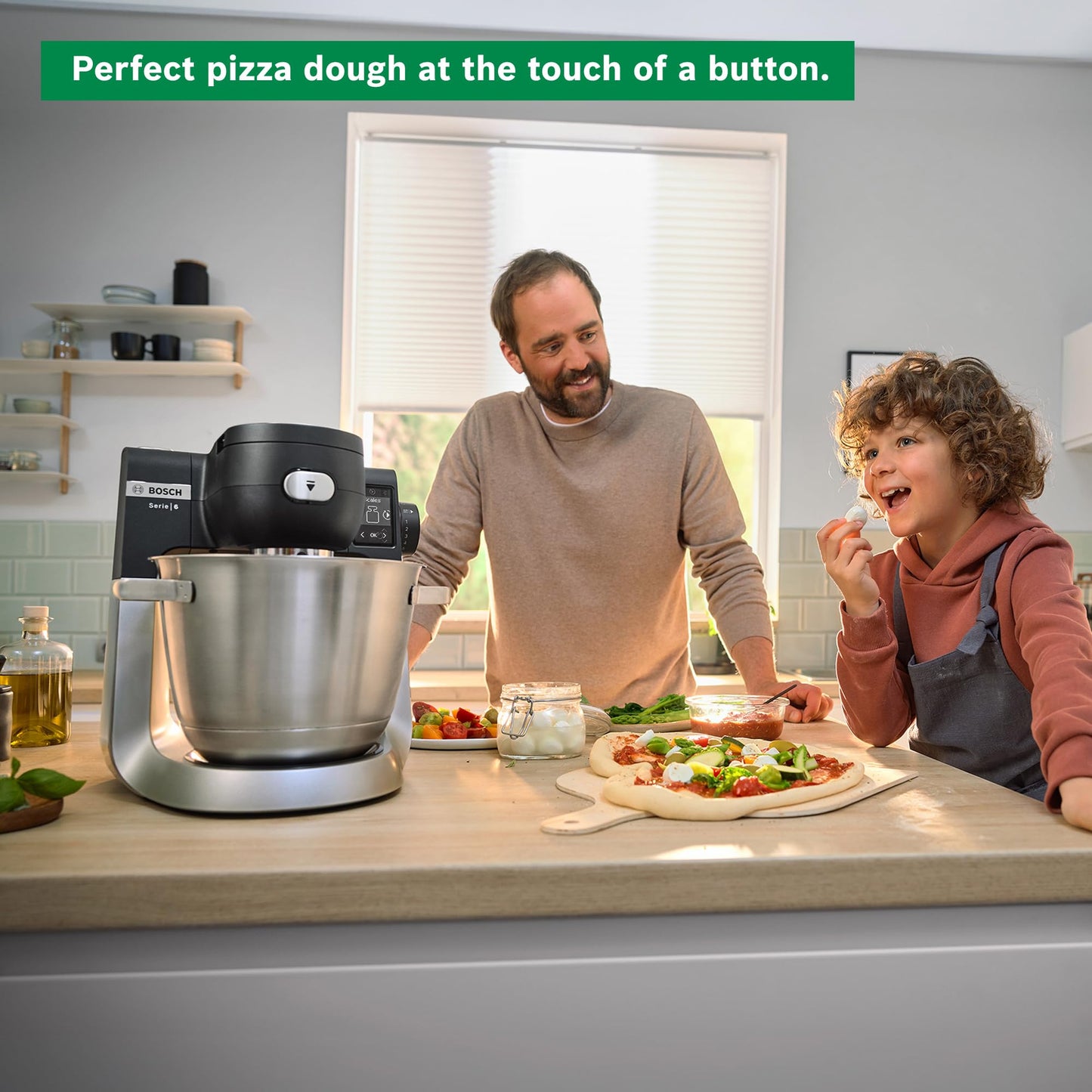 Bosch Series 6 MUMS6ZM00G Stand Mixer with Intelligent Sensing Technology and Integrated Scale, Professional Patisserie Set Included, 1600W. Black/Silver Stainless Steel