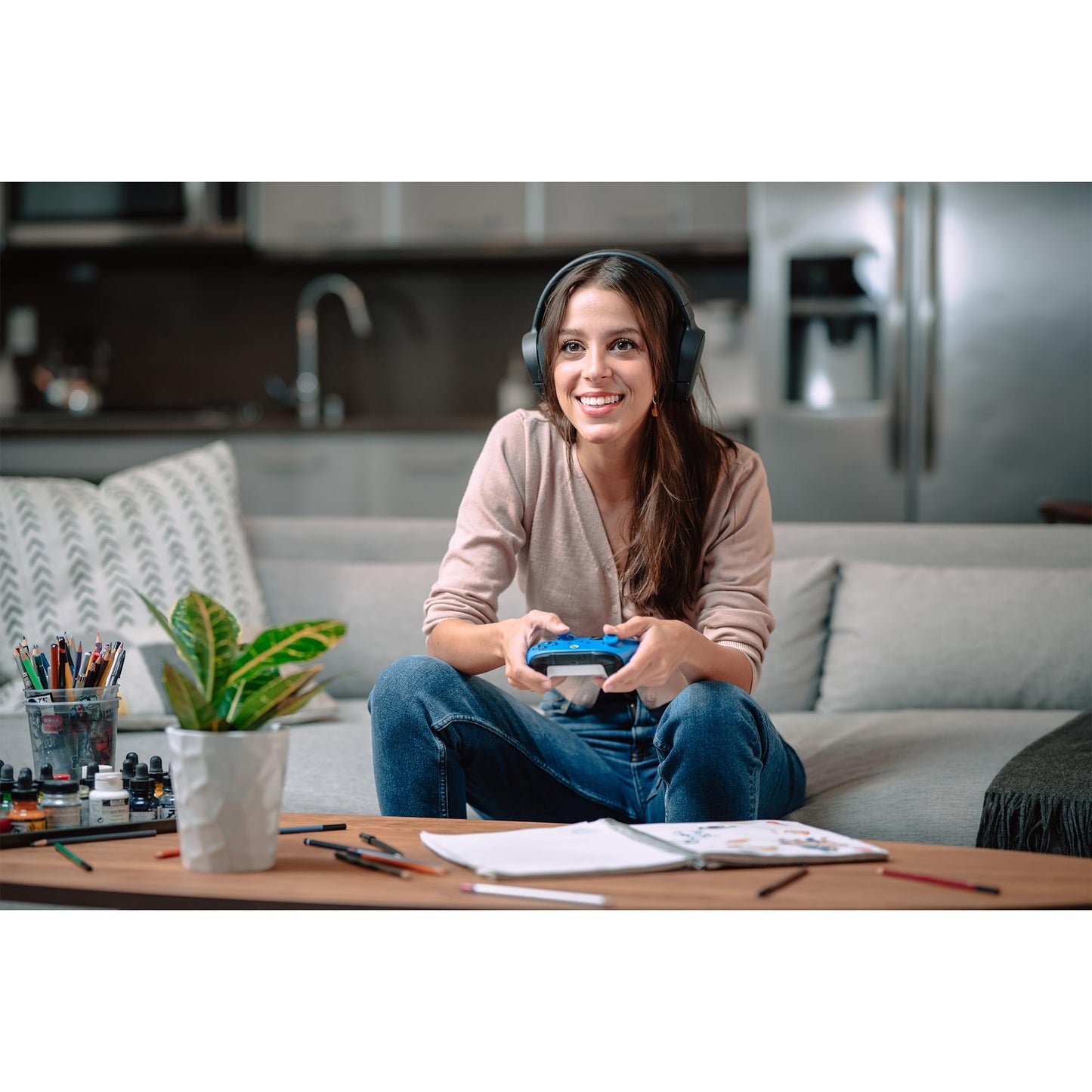 Xbox Wireless Controller – Carbon Black Series X|S, One, and Windows Devices